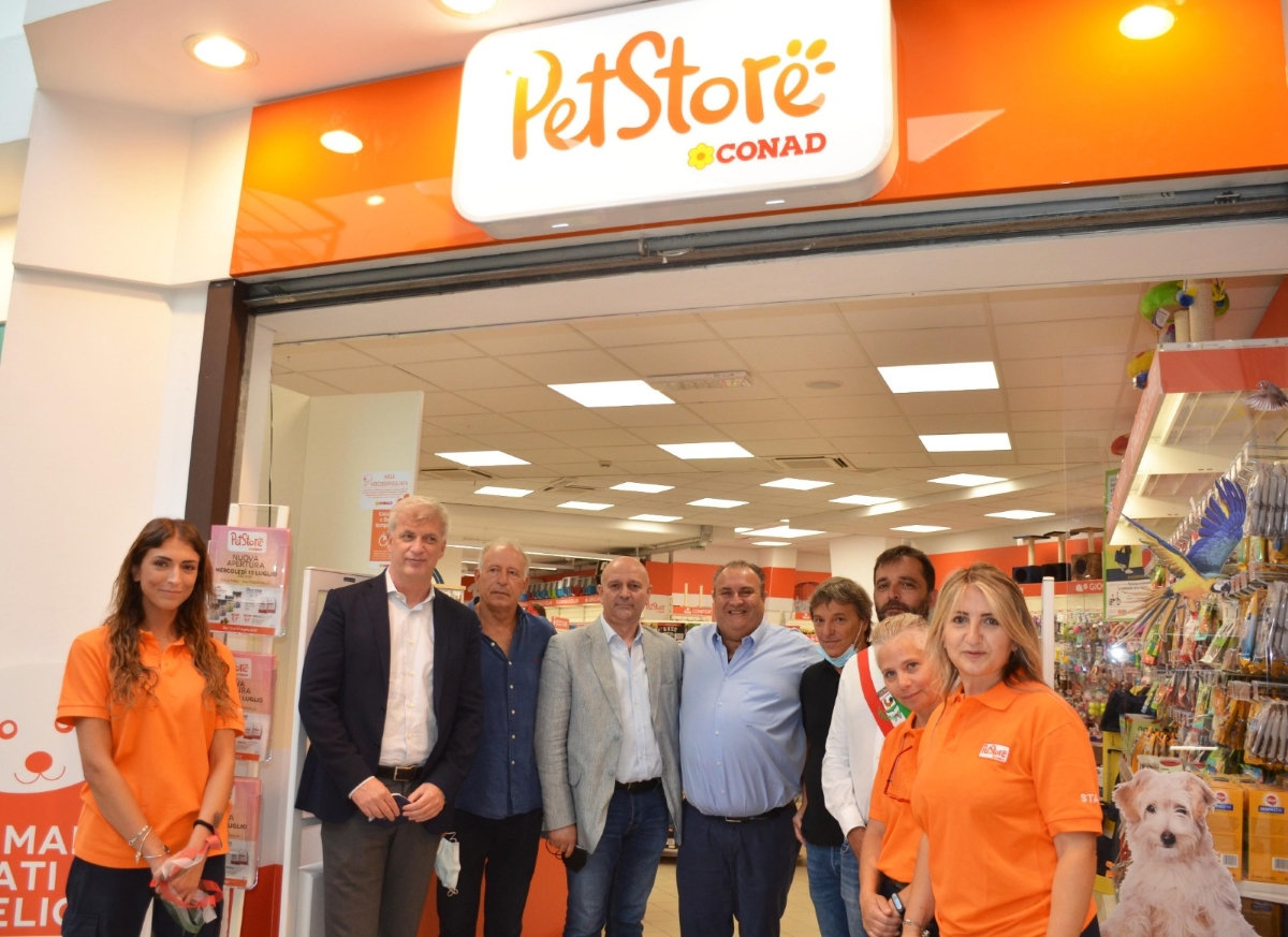 Apertura pet store Gallicano 2.jpg
