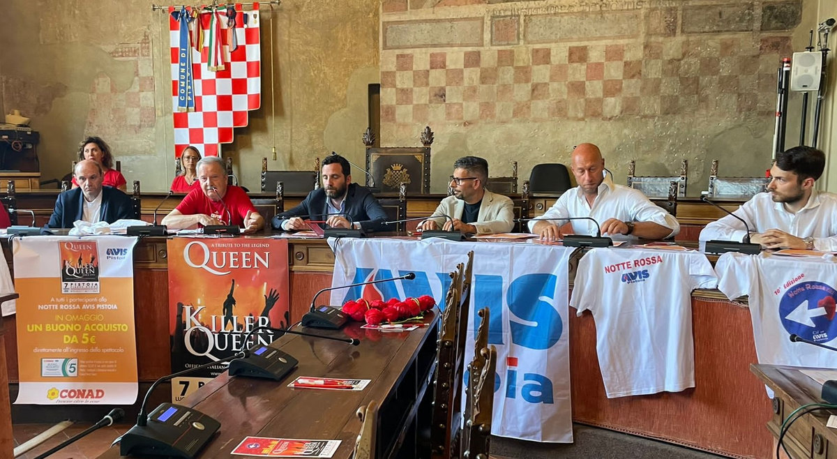 foto notte rossa pistoia edizione 2022.jpg