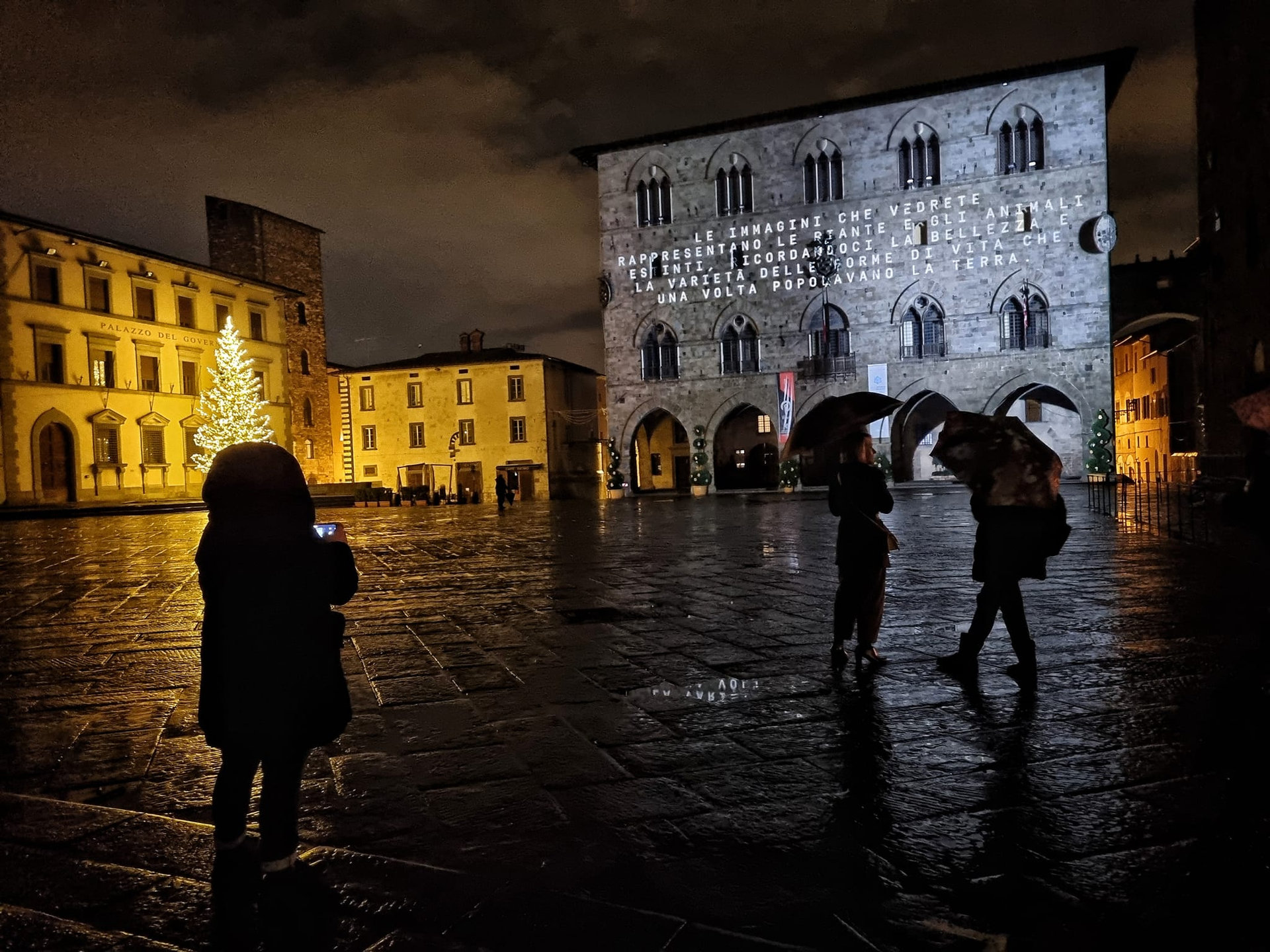 Videomapping Natale Pistoia 2.jpg