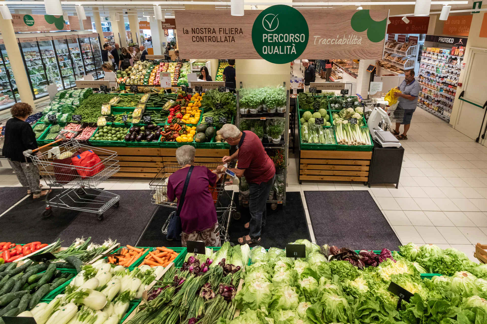 6_interno ortofrutta.jpg