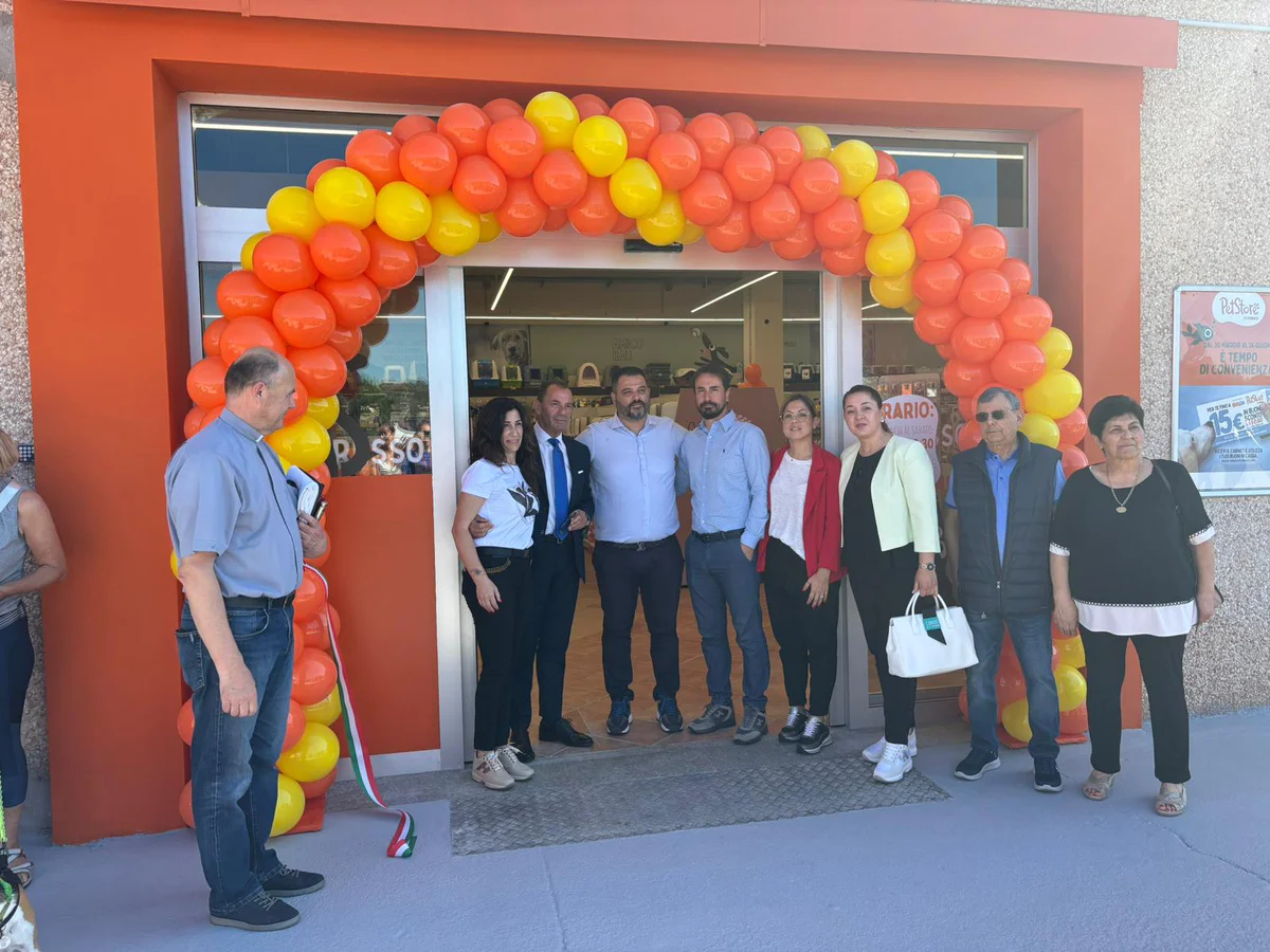 La Maddalena PetStore.jpeg