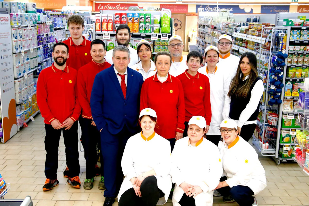 san damaso mo Foto gruppo.jpeg